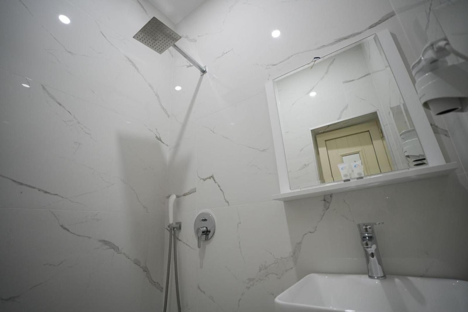 Hotel Kojku Дуррес Номер фото