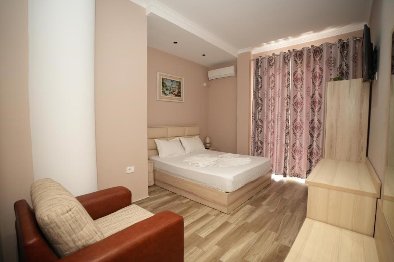 Hotel Kojku Дуррес Екстер'єр фото